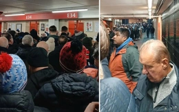 Hàng trăm CĐV Man Utd sốt ruột vì mắc kẹt bên ngoài Old Trafford