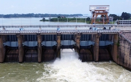 Đỉnh triều sông Đồng Nai xuống thấp, Thủy điện Trị An xả lũ điều tiết hồ chứa lần 3