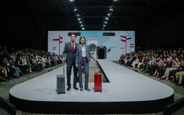 An Phước lần đầu đưa bộ sưu tập Conscious Traveler lên sàn diễn thời trang