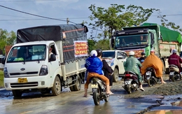 Bác thông tin người dân Phú Yên chặn xe chở hàng cứu trợ, bắt bồi thường vì làm đứt dây điện