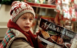 Disney kỷ niệm 35 năm ra mắt Home Alone, sẽ dựng nhà bánh gừng lớn nhất thế giới