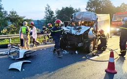 Tai nạn nghiêm trọng giữa xe khách và đầu kéo trên cao tốc, 3 người chết, nhiều người bị thương