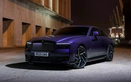 Spectre Black Badge ra mắt, là xe Rolls-Royce mạnh nhất lịch sử