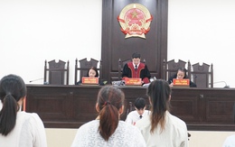 Nhóm ‘bà chủ’ hầu tòa với cáo buộc cưỡng đoạt tài sản 2 nữ nhân viên