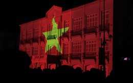 Mãn nhãn màn trình chiếu 3D Mapping trên tòa nhà 125 năm tuổi tại Đà Nẵng