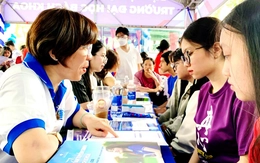 Nhiều trường đại học mở cổng tuyển sinh sớm