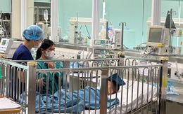 Cháu bé trong clip ‘nộp đủ tiền mới cấp cứu’ ở Nam Định được xuất viện