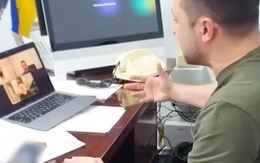 Thực hư đoạn video 'ông Zelensky lại bị phát hiện với cocaine trên bàn'