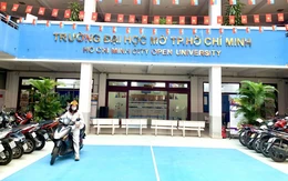 Nhập học 10 năm sau mới được công nhận sinh viên