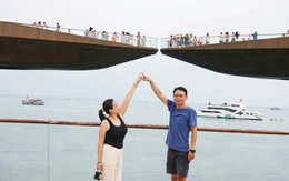 Nghỉ lễ 30-4 và 1-5, du lịch biển đảo đại thắng