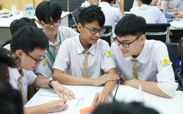 Siết dạy thêm để học sinh tự học: Cần có hướng dẫn, không bỏ mặc các em 'tự bơi'