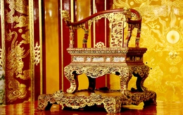 Từ vụ ngai vàng triều Nguyễn bị bẻ gãy: 'Chúng ta có thực sự đang sống cùng di sản?'
