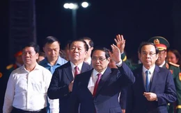 Thủ tướng dự chương trình Côn Đảo - Hùng ca ý chí Việt Nam
