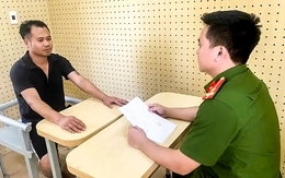 Hai người bị bắt vì đe dọa, cưỡng đoạt tiền của cảnh sát giao thông