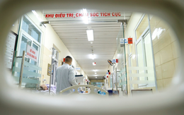 Bệnh nhi bị xe ba bánh chèn qua người vẫn nguy kịch, có tín hiệu tích cực