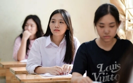 Thí sinh giảm, chỉ tiêu tăng, thi lớp 10 Hà Nội năm nay có bớt nóng?