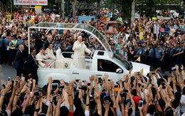 Chiếc xe 'popemobile' của Đức Giáo hoàng Francis sẽ trở thành phòng khám di động cho trẻ em Gaza