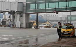 Nhiều chuyến bay đến Tân Sơn Nhất phải bay vòng chờ hạ cánh