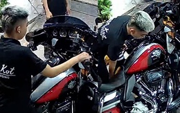 Thanh niên mất tiền triệu khi ngồi thử xe mô tô phân khối lớn