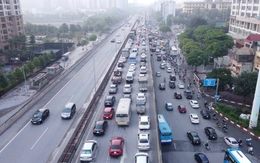 Hà Nội sẽ thu phí xe ô tô đi vào đại lộ Thăng Long và đường vành đai 3?