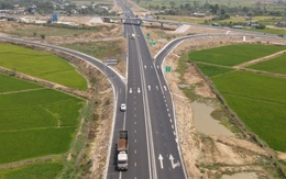 Tài xế nói vạch kẻ đường như 'thách đố', chủ đầu tư cao tốc Vĩnh Hảo - Phan Thiết lên tiếng