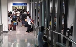 Cục Hàng không yêu cầu làm rõ vụ hành khách 'mắc kẹt' ở Tân Sơn Nhất giữa đêm