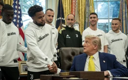 Cầu thủ Juventus 'sượng trân' khi nghe Tổng thống Trump nói chuyện Iran và người chuyển giới