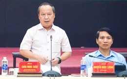 Không có chuyện chở chậu cây hay bàn làm việc cơ quan về nhà khi sáp nhập