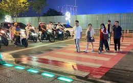 Đèn cảnh báo vạch đi bộ - bước đệm cho giao thông thông minh ở TP.HCM