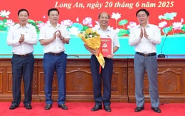 4 ủy viên Ban Thường vụ Tỉnh ủy Long An nghỉ hưu trước tuổi