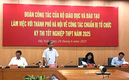 Bộ trưởng Nguyễn Kim Sơn kiểm tra chuẩn bị thi tốt nghiệp THPT tại Hà Nội