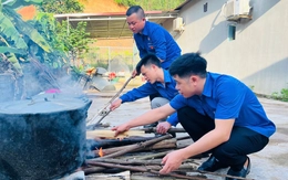 Cơm ngon, canh ngọt miễn phí chờ sĩ tử sau buổi thi
