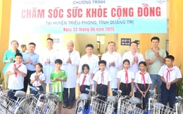 Bệnh viện Đại học Y Dược TP.HCM mang tình yêu đến 'miền vĩ tuyến'