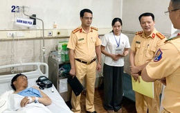 Thượng úy cảnh sát cơ động bị thương khi giải quyết tai nạn trên cao tốc