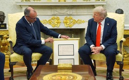 Tổng thống Trump được Đức tặng bản sao giấy khai sinh của ông nội