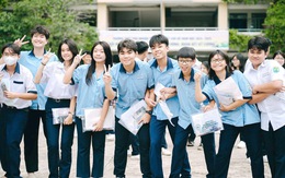 Tuyển sinh lớp 10