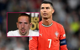 Cristiano Ronaldo bị ‘cà khịa’ sau phát ngôn về Quả bóng vàng