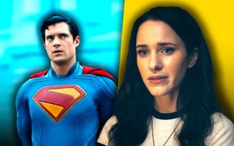 Cách 'luyện chemistry' lạ đời từ cặp đôi Superman: Vừa gặp đã hôn
