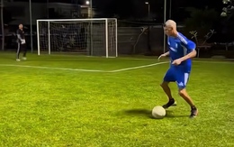 Chàng trai nghĩ mình là Ronaldo De Lima