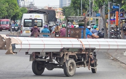 Tăng cường kiểm tra xử lý xe tự chế, chở hàng cồng kềnh ở TP.HCM