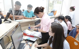 Các nhóm cán bộ, công chức được hưởng thêm hỗ trợ 5 triệu đồng/tháng?