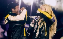 Bruno Mars hát APT. ở concert BlackPink, cảm ơn Rosé vì 'giúp' gần thoát nợ