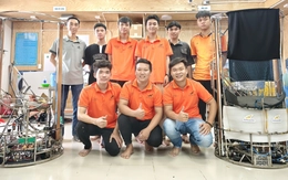 Vào 'lò luyện' robot đi thi quốc tế