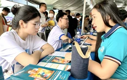 Đại học Kinh tế TP.HCM dự báo điểm chuẩn tăng hoặc giảm 1 điểm