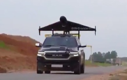 Hình ảnh hiếm về cách phóng drone di động từ xe bán tải của Nga
