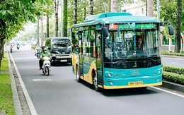 Thêm xe buýt điện, một quyết tâm lớn của TP.HCM