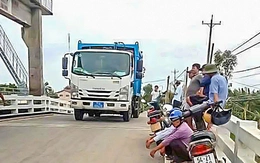 Người dân nhiều lần chặn xe vào bãi rác An Hiệp