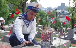 Thắp sáng đạo lý 'Uống nước nhớ nguồn' tại Lữ đoàn Hải quân 170
