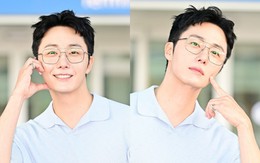 Jung Il Woo đẹp trai phát sáng trên đường sang Việt Nam