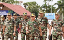 Tư lệnh quân đội Thái Lan - Campuchia đồng ý ngừng bắn